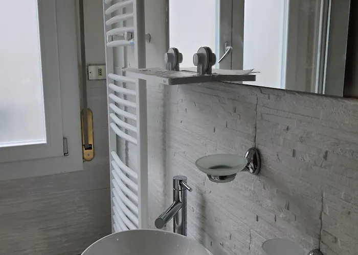 Bologna فندق فانانو